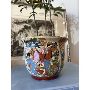 Antique Japanese Satsuma Ware Planter – Hand-Painted Small 4.25 H x 5.5” W‎